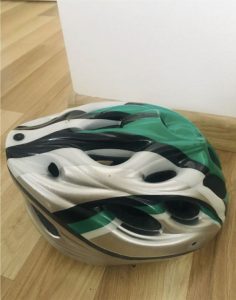 Cyklistická helma značky KED