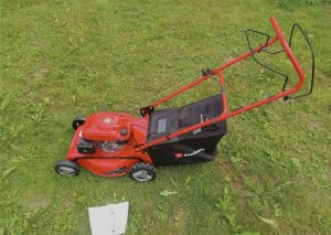 GC-PM 46 gasoline lawnmower with drive