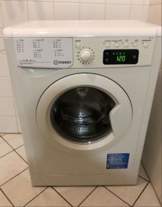 Indesit IWSE 51051. 5kg/ 1000 rpm/ A+ hl. 41 cm