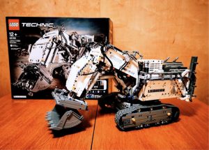 LEGO Technic 42100 Bagr Liebherr R 9800