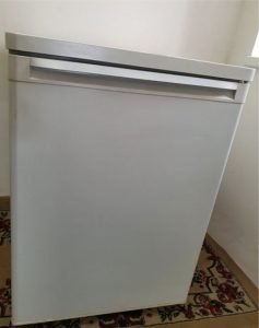refrigerator with internal freezer 85 cm