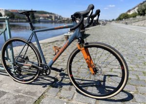 Prodám prototyp gravel kola na rámu Aura XR5 56cm