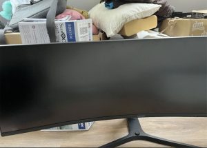 Curved monitor 49