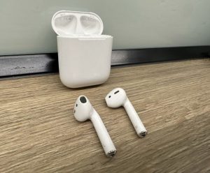 Apple AirPods factory warranty until 4/2024