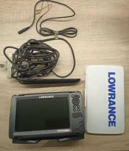 Lowrance Hook Reveal 9