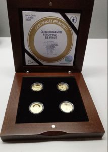 Set of gold coins