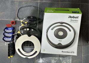 Robotic vacuum cleaner iRobot Roomba 675