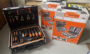 Tool case with TOOLS-88 pcs set-new