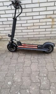 Electric scooter