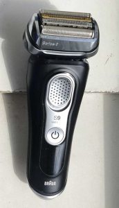 Braun 9 shaver