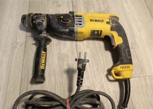 Combination hammer DeWALT D25144 K