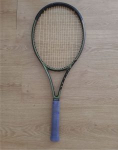 Tennis racket