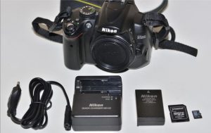 Nikon D5000 + accessories
