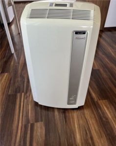 DeLonghi mobile air conditioner (PAC AN111 Pinguino)