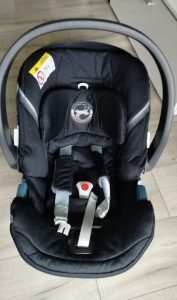 Cybex Aton 5 car seat