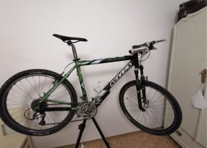 Kellys Magnus mountain bike