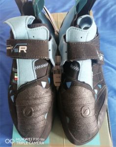 Scarpa Instinct VSR 44.5 climbing shoes