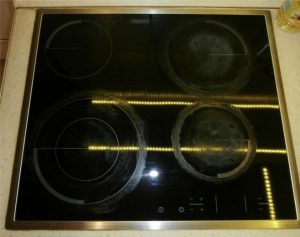 Zanussi electric hob with a steel frame is sold in Ujpest for a fixed price of HUF 65,000