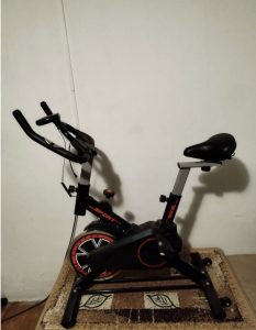 Spinning exercise bike