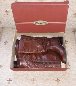 Pure leather Italian boots at half price