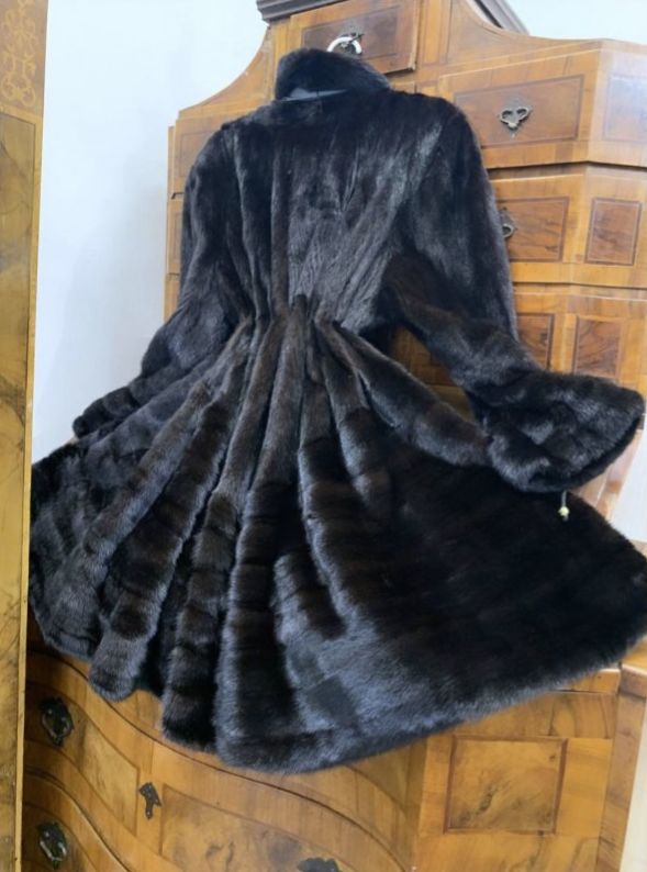 Luxury Mink coat fur Mink