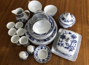 Eredeti Triptis 6 személyes porcelán eladó