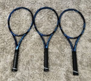 Eladó 3db Babolat Pure Drive Tour 2021-es 3-as fogású teniszütő