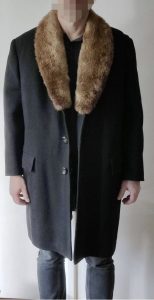 Men's coat lined with musk fur, otter fur collar