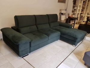 Corner sofa, barely used