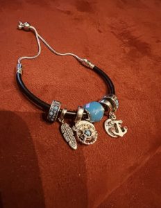 Pandora leather bracelet + 6 attachments, charm, spacer