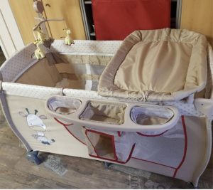 Hauck Babycenter travel cot