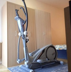 New generation elliptical trainer at a bargain price!