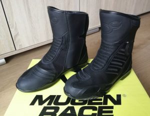 Mugenrace waterproof hiking boots 44