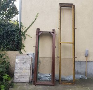 Facade stand for sale