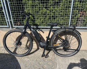 Beeq C500 e-bike shimano hajtás,fék,motor 34km-t futott újszerű