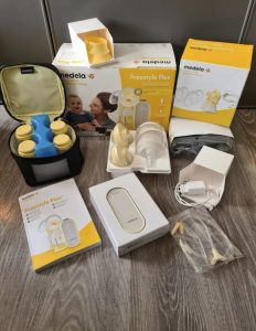 Freestyle Flex electric double breast pump