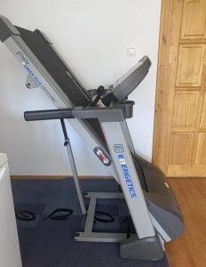 Energetics PR 1010 HRC treadmill with extra rubber sheet