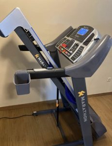 Marathon B2 professional treadmill (51 cm wide!) is for sale in a new condition